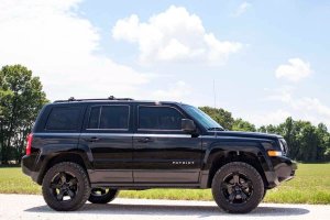 Jeep Patriot Suspension Lift Kit - Front - Rough Country - 2 Inch Lift Kit | N3 Front Struts - '10-'17